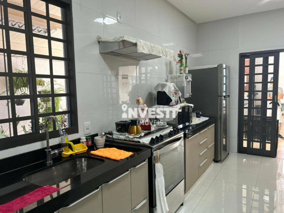 Imagem Casa com 3 Quartos à Venda, 190 m² em Setor Leste Vila Nova - Goiânia Imagem Casa com 3 Quartos à Venda, 190 m² em Setor Leste Vila Nova - Goiânia