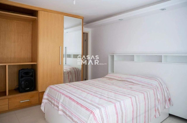 Imagem Imóvel com 9 Quartos à Venda, 4.000 m² em João Fernandes - Armação Dos Búzios Imagem Imóvel com 9 Quartos à Venda, 4.000 m² em João Fernandes - Armação Dos Búzios