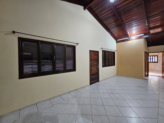 Imagem Casa com 4 Quartos à Venda, 206 m² em Salinas - Balneário Barra Do Sul