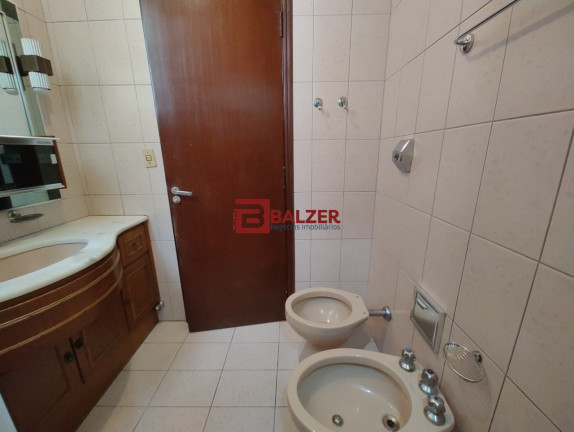 Imagem Apartamento com 3 Quartos à Venda, 173 m² em Centro - Florianópolis Imagem Apartamento com 3 Quartos à Venda, 173 m² em Centro - Florianópolis