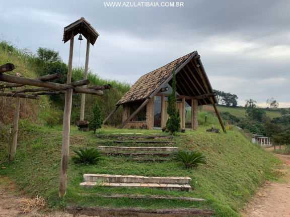 Imagem Imóvel com 3 Quartos à Venda, 242.000 m² em Cachoeira - Atibaia Imagem Imóvel com 3 Quartos à Venda, 242.000 m² em Cachoeira - Atibaia