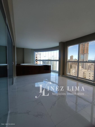 Apartamento com 4 Quartos à Venda, 269 m² em Meia Praia - Itapema