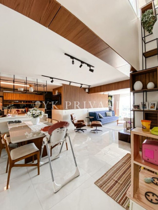 Imagem Cobertura com 4 Quartos à Venda, 244 m² em Vila Anastácio - São Paulo