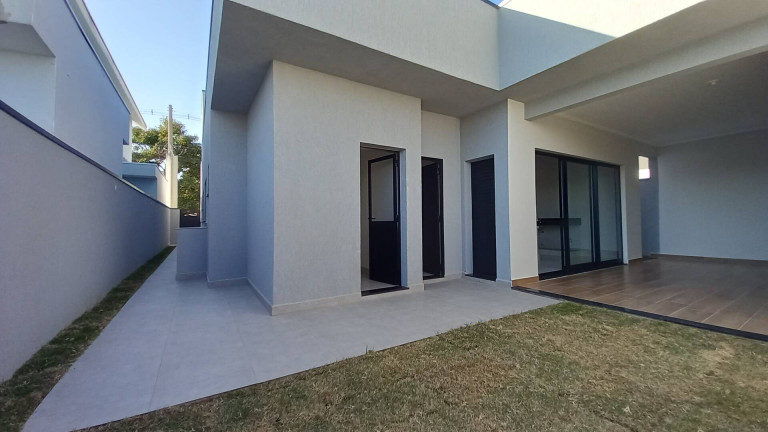 Imagem Casa com 3 Quartos à Venda, 300 m² em Residencial Ouroville - Taubaté Imagem Casa com 3 Quartos à Venda, 300 m² em Residencial Ouroville - Taubaté
