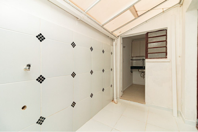 Imagem Apartamento com 1 Quarto à Venda, 61 m² em Navegantes - Porto Alegre Imagem Apartamento com 1 Quarto à Venda, 61 m² em Navegantes - Porto Alegre
