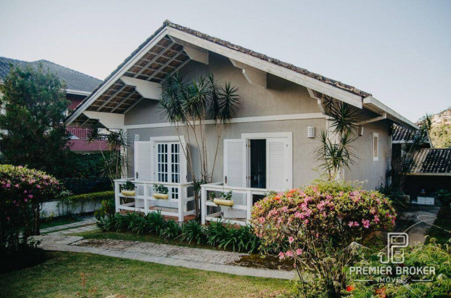 Casa com 3 Quartos à Venda, 390 m² em Várzea - Teresópolis