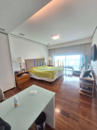 Imagem Apartamento com 4 Quartos à Venda, 396 m² em Barra Da Tijuca - Rio De Janeiro Imagem Apartamento com 4 Quartos à Venda, 396 m² em Barra Da Tijuca - Rio De Janeiro