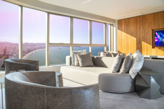 Imagem Apartamento com 4 Quartos à Venda, 265 m² em Centro - Balneário Camboriú