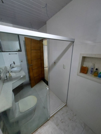 Imagem Casa com 4 Quartos à Venda, 180 m² em Parque Duque - Duque De Caxias