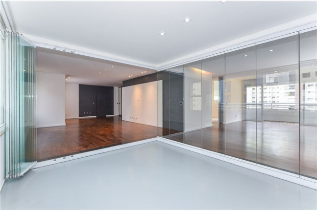 Imagem Apartamento com 3 Quartos à Venda, 235 m² em Vila Suzana - São Paulo
