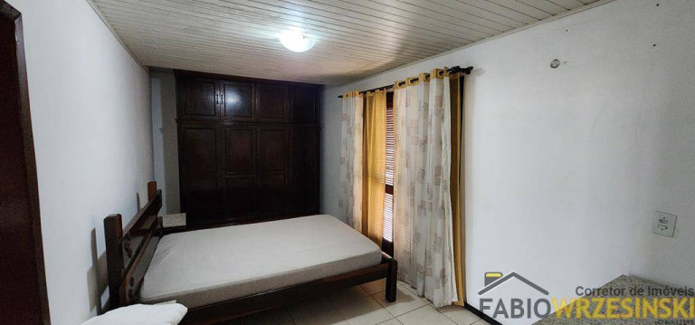 Imagem Sobrado com 4 Quartos para Alugar, 200 m² em Anita Garibaldi - Joinville