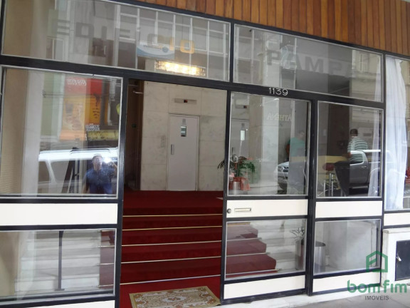 Imagem Apartamento com 3 Quartos para Alugar, 110 m² em Centro - Santa Maria Imagem Apartamento com 3 Quartos para Alugar, 110 m² em Centro - Santa Maria