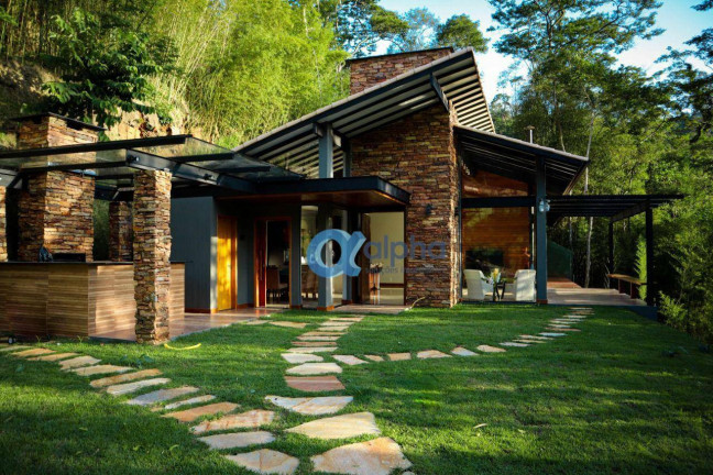 Casa com 3 Quartos à Venda, 153 m² em Pedro Do Rio - Petrópolis