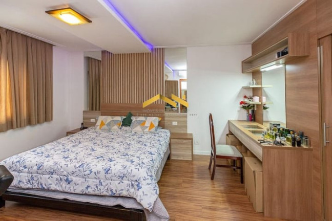Imagem Casa com 3 Quartos à Venda, 320 m² em Planalto Paulista - São Paulo