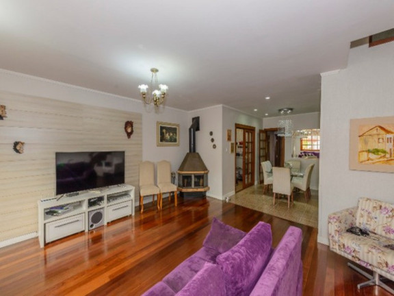 Imagem Casa com 5 Quartos à Venda, 290 m² em Jardim Itu - Porto Alegre Imagem Casa com 5 Quartos à Venda, 290 m² em Jardim Itu - Porto Alegre