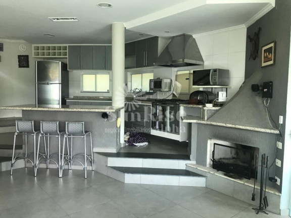 Imagem Casa com 4 Quartos à Venda, 370 m² em Residencial Morada Dos Lagos - Barueri Imagem Casa com 4 Quartos à Venda, 370 m² em Residencial Morada Dos Lagos - Barueri