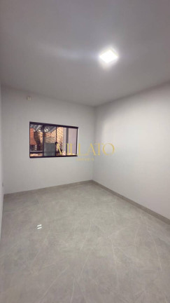 Imagem Casa com 3 Quartos à Venda, 102 m² em Setor Santos Dumont - Goiânia Imagem Casa com 3 Quartos à Venda, 102 m² em Setor Santos Dumont - Goiânia