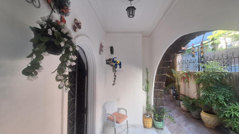 Imagem Casa com 7 Quartos à Venda, 246 m² em Barra - Salvador Imagem Casa com 7 Quartos à Venda, 246 m² em Barra - Salvador