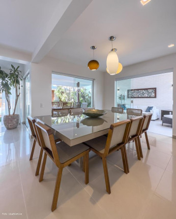 Imagem Casa com 5 Quartos à Venda, 500 m² em Barra Da Tijuca - Rio De Janeiro Imagem Casa com 5 Quartos à Venda, 500 m² em Barra Da Tijuca - Rio De Janeiro