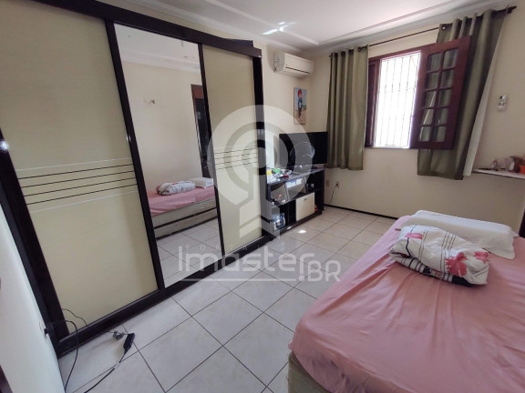 Imagem Casa com 4 Quartos à Venda, 160 m² em Sapiranga - Fortaleza Imagem Casa com 4 Quartos à Venda, 160 m² em Sapiranga - Fortaleza