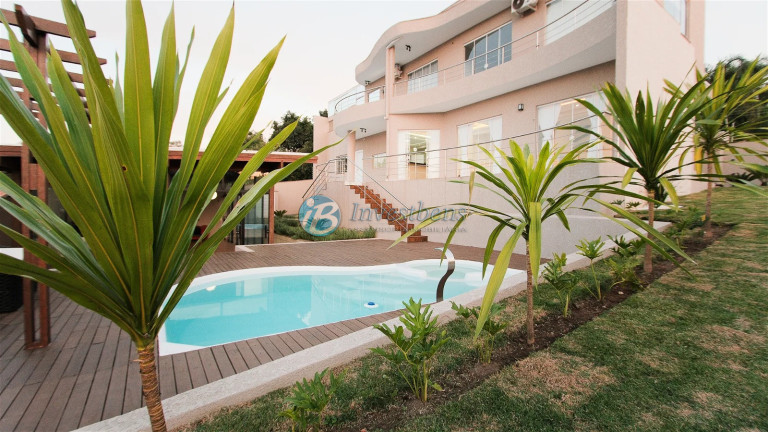 Casa com 3 Quartos à Venda, 363 m² em Butiatuvinha - Curitiba