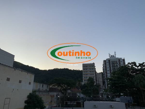 Imagem Casa com 4 Quartos à Venda, 140 m² em Grajaú - Rio De Janeiro Imagem Casa com 4 Quartos à Venda, 140 m² em Grajaú - Rio De Janeiro
