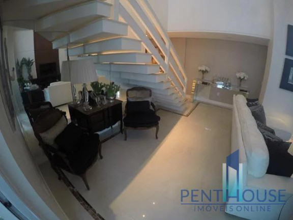 Imagem Apartamento com 3 Quartos à Venda, 220 m² em Centro - Balneário Camboriú