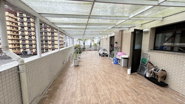 Imagem Apartamento com 3 Quartos à Venda, 246 m² em Gonzaga - Santos Imagem Apartamento com 3 Quartos à Venda, 246 m² em Gonzaga - Santos