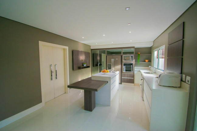 Imagem Casa com 4 Quartos à Venda, 390 m² em Abranches - Curitiba Imagem Casa com 4 Quartos à Venda, 390 m² em Abranches - Curitiba