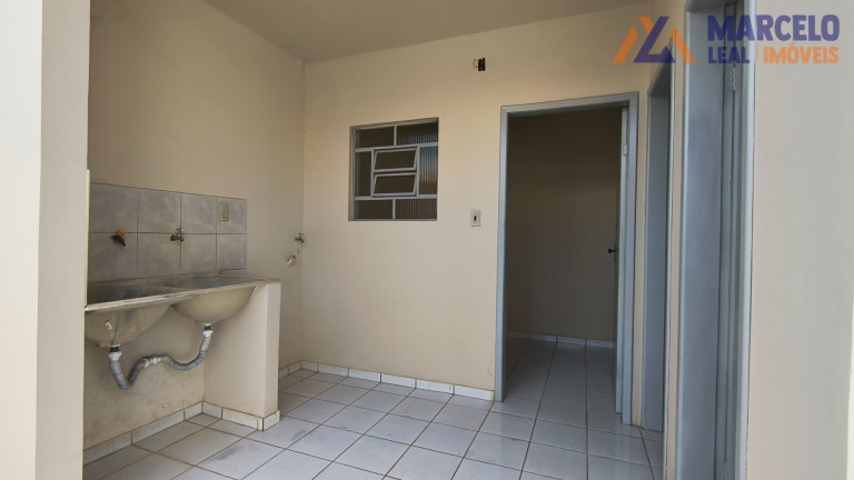 Imagem Casa com 4 Quartos para Alugar, 260 m² em Candeias - Vitória Da Conquista Imagem Casa com 4 Quartos para Alugar, 260 m² em Candeias - Vitória Da Conquista
