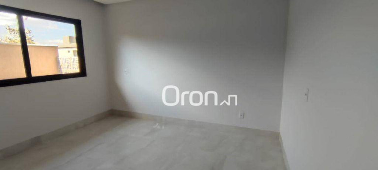 Imagem Casa com 4 Quartos à Venda, 220 m² em Residencial Goiânia Golfe Clube - Goiânia Imagem Casa com 4 Quartos à Venda, 220 m² em Residencial Goiânia Golfe Clube - Goiânia