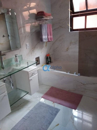 Imagem Casa com 4 Quartos à Venda ou Locação, 232 m² em Corrêas - Petrópolis