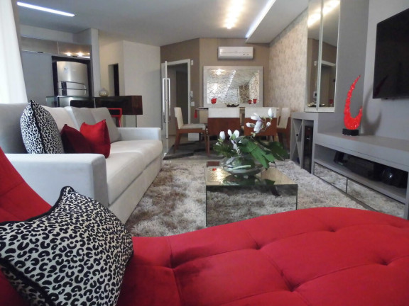 Imagem Imóvel com 3 Quartos à Venda,  em Centro - Balneário Camboriú