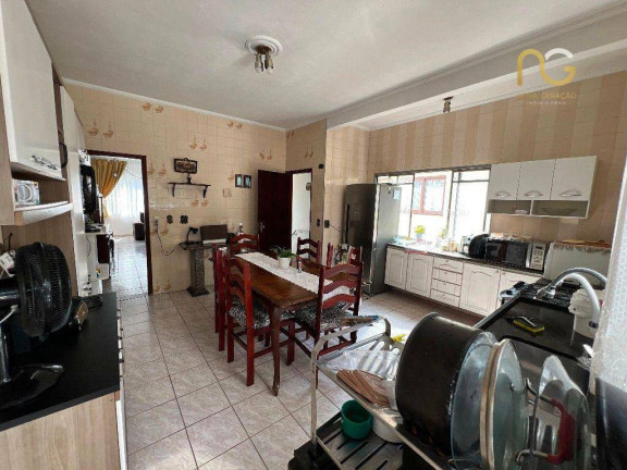 Imagem Casa com 4 Quartos à Venda, 250 m² em Tupi - Praia Grande Imagem Casa com 4 Quartos à Venda, 250 m² em Tupi - Praia Grande