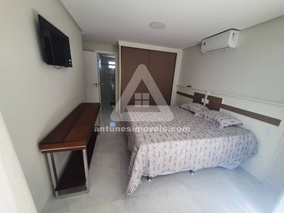 Imagem Apartamento com 2 Quartos à Venda, 130 m² em Centro - Cabo Frio