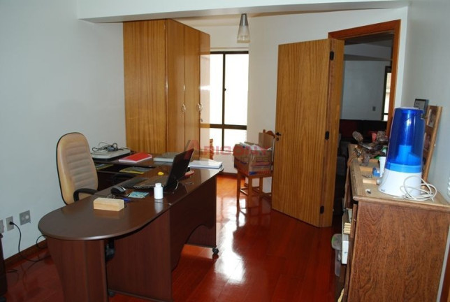 Imagem Apartamento com 3 Quartos à Venda, 224 m² em Centro - Santa Maria Imagem Apartamento com 3 Quartos à Venda, 224 m² em Centro - Santa Maria