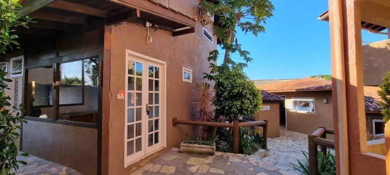 Imagem Imóvel com 8 Quartos à Venda, 700 m² em Praia Do Rosa - Imbituba Imagem Imóvel com 8 Quartos à Venda, 700 m² em Praia Do Rosa - Imbituba