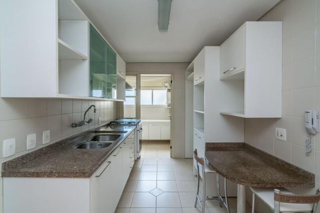 Imagem Imóvel com 3 Quartos à Venda, 134 m² em Menino Deus - Porto Alegre Imagem Imóvel com 3 Quartos à Venda, 134 m² em Menino Deus - Porto Alegre