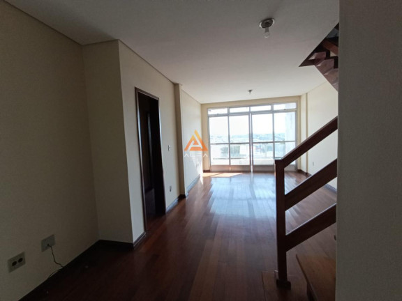 Imagem Cobertura com 4 Quartos para Alugar, 230 m²