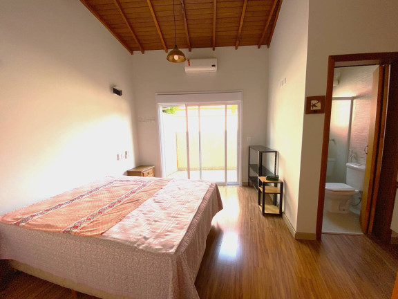 Imagem Casa com 4 Quartos à Venda, 2.040 m² em Usina - Atibaia
