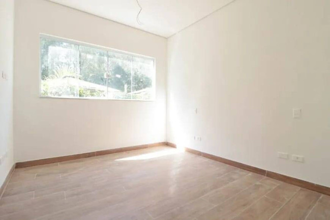 Imagem Casa com 3 Quartos à Venda, 197 m² em Chácara Dos Junqueiras - Carapicuíba Imagem Casa com 3 Quartos à Venda, 197 m² em Chácara Dos Junqueiras - Carapicuíba