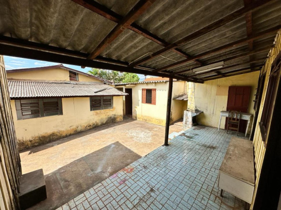 Imagem Casa com 3 Quartos à Venda, 73 m² em Leonor - Londrina