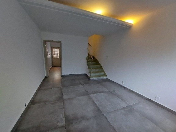 Imagem Casa com 3 Quartos para Alugar, 90 m² em Pinheiros - São Paulo Imagem Casa com 3 Quartos para Alugar, 90 m² em Pinheiros - São Paulo