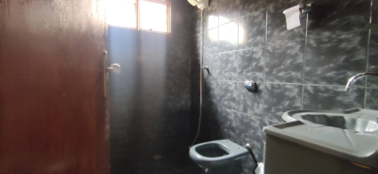 Imagem Casa com 3 Quartos à Venda, 283 m² em Jardim Do Vale - Guaratinguetá