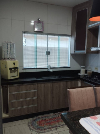 Imagem Casa com 3 Quartos à Venda, 192 m² em Jardim Dona Pina - Arapongas Imagem Casa com 3 Quartos à Venda, 192 m² em Jardim Dona Pina - Arapongas
