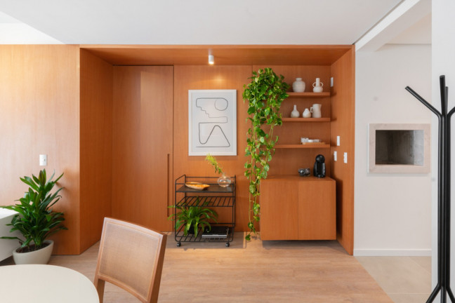 Imagem Imóvel com 2 Quartos à Venda, 75 m² em Tristeza - Porto Alegre Imagem Imóvel com 2 Quartos à Venda, 75 m² em Tristeza - Porto Alegre