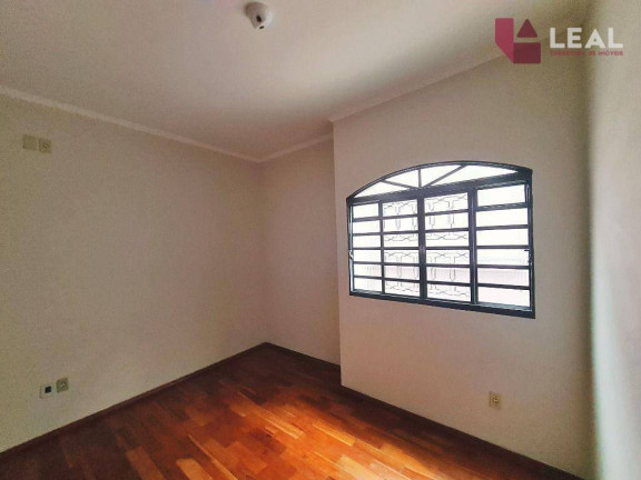 Imagem Casa com 3 Quartos à Venda, 250 m² em Esplanada - Pouso Alegre