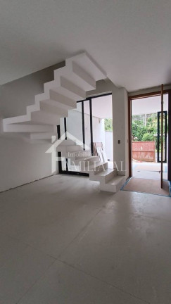 Imagem Casa com 3 Quartos à Venda, 105 m² em Costa E Silva - Joinville Imagem Casa com 3 Quartos à Venda, 105 m² em Costa E Silva - Joinville