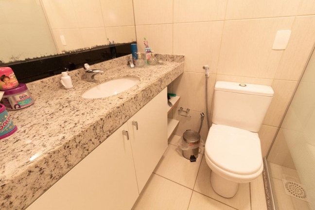 Imagem Casa com 3 Quartos à Venda, 275 m² em Cambeba - Fortaleza Imagem Casa com 3 Quartos à Venda, 275 m² em Cambeba - Fortaleza