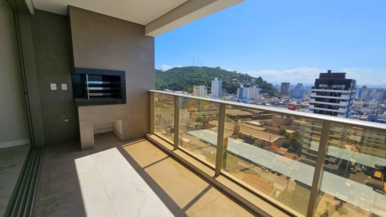 Imagem Apartamento com 3 Quartos à Venda, 133 m² em Fazenda - Itajaí Imagem Apartamento com 3 Quartos à Venda, 133 m² em Fazenda - Itajaí